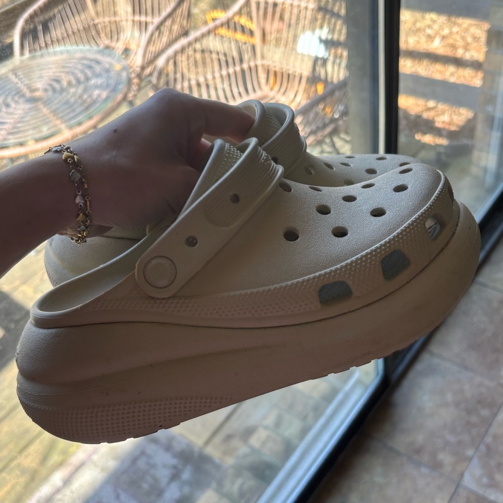 CROCS Women's Cream Clogs